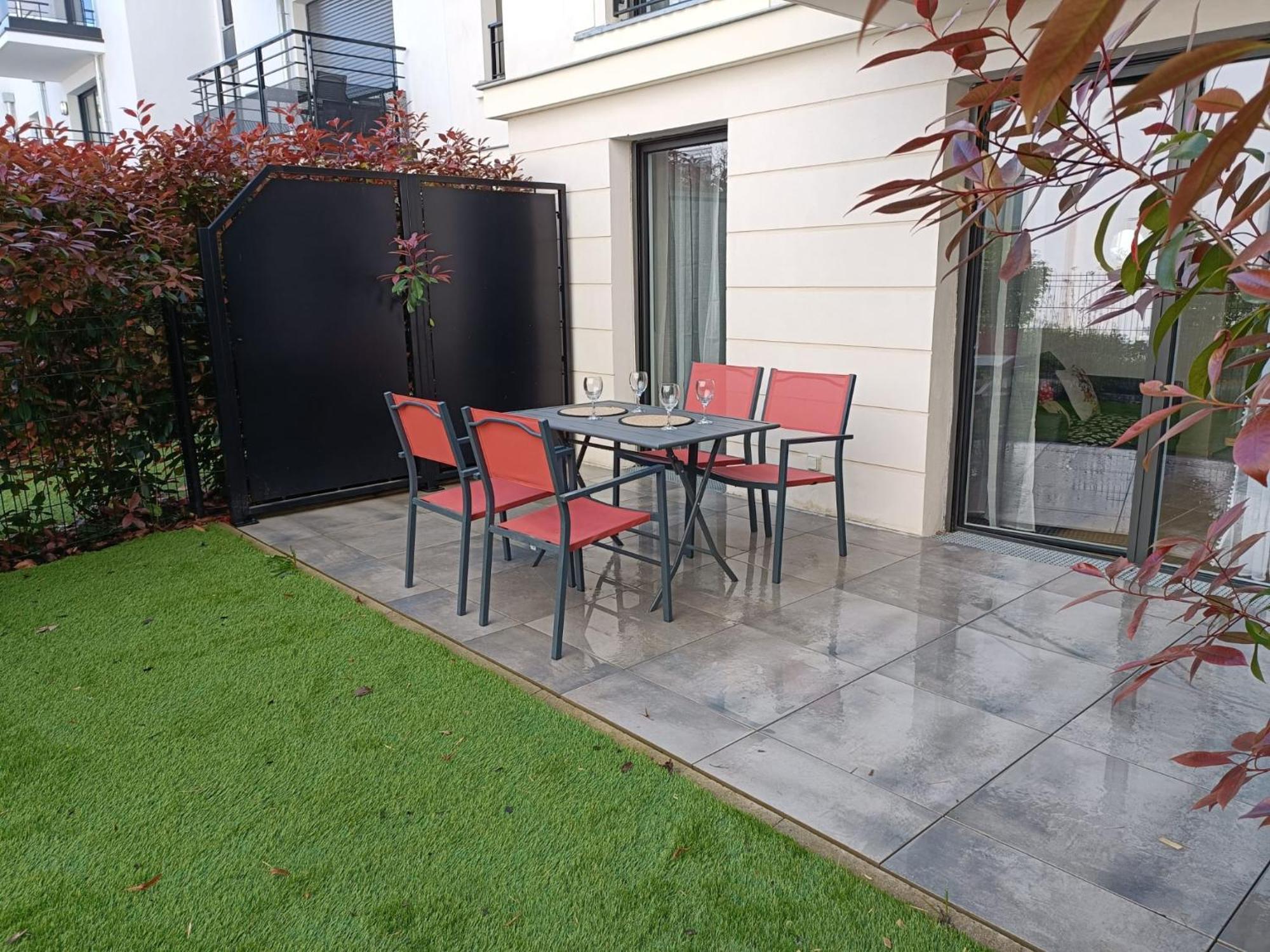 Disney - Paris 5 Min De Disney - Pk Prive Gratuit - 4 Personnes - Terrasse Jardin Шессі Екстер'єр фото